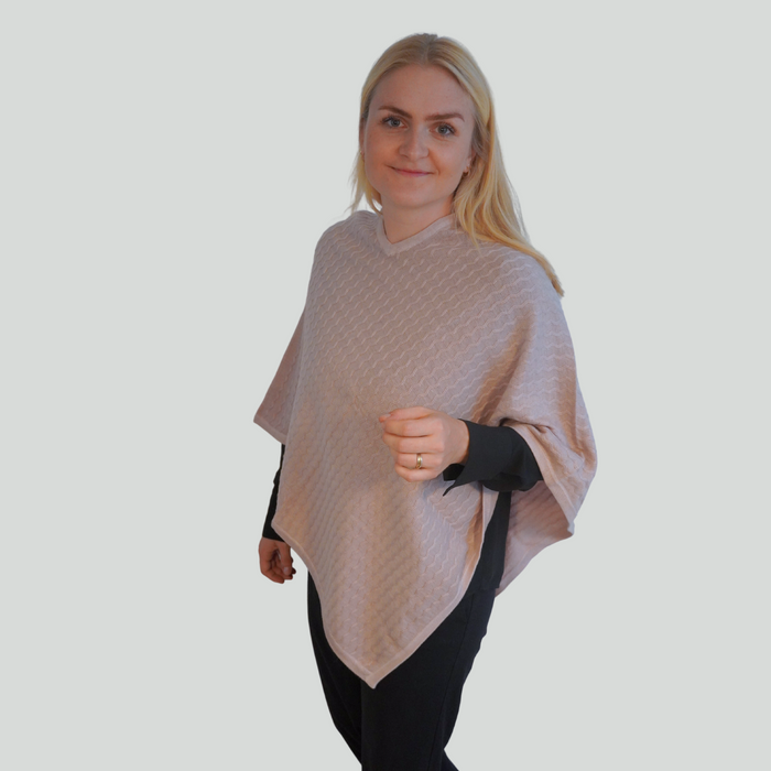 Poncho - med CASHMERE - dyb rød - Lys gammelrosa