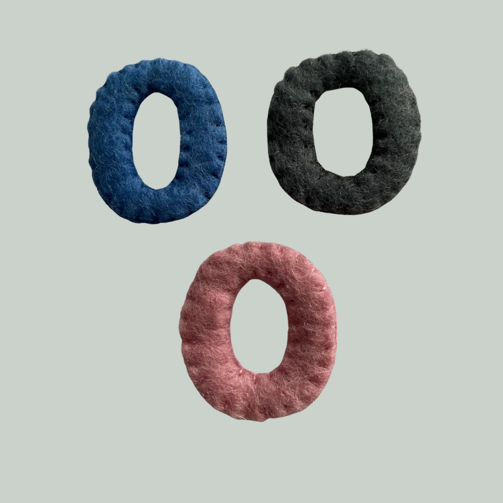 BOGSTAVER - FILT - ALFABET LØSE BOGSTAVER I LYSERØD