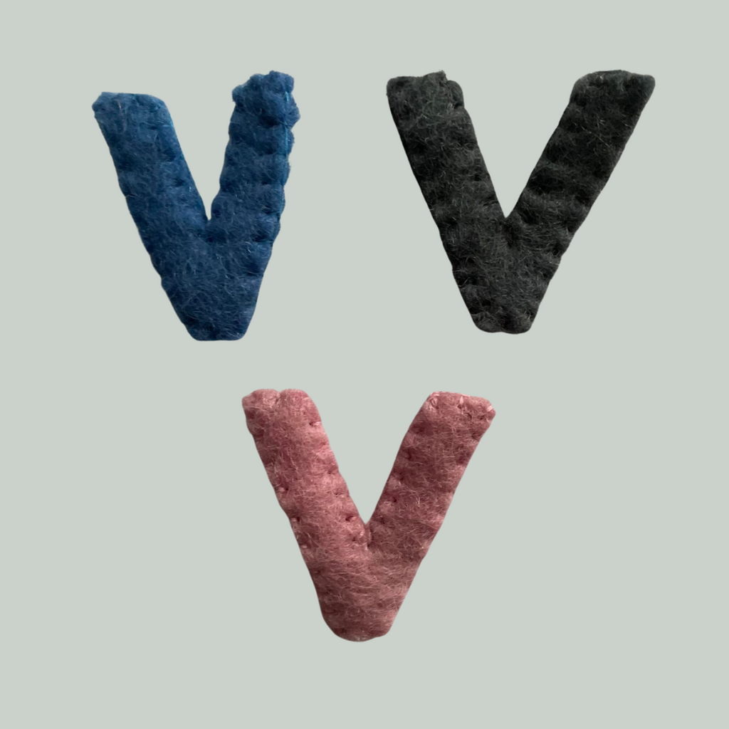 BOGSTAVER - FILT - ALFABET LØSE BOGSTAVER I LYSERØD