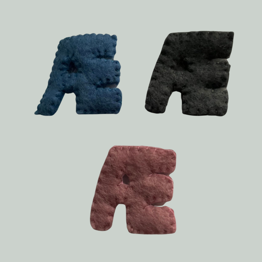 BOGSTAVER - FILT - ALFABET LØSE BOGSTAVER I LYSERØD