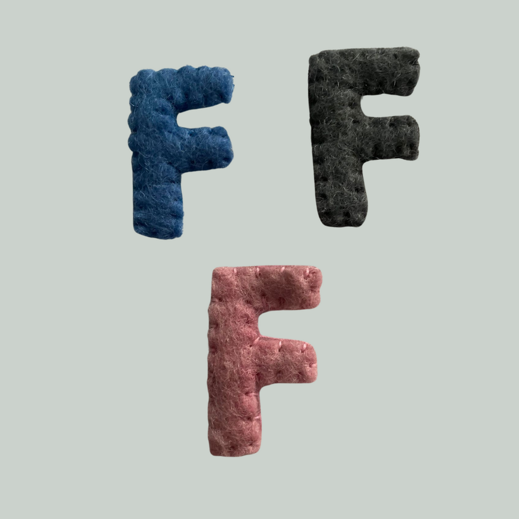 BOGSTAVER - FILT - ALFABET LØSE BOGSTAVER I LYSERØD