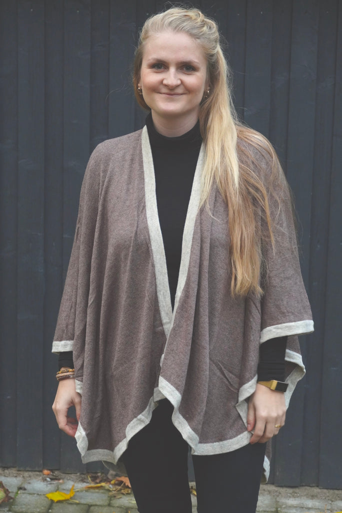 Slå-om-sjal (wrap-shawl) - med cashmere - brun med lys grå med detalje